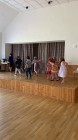 BESEDA S DŮCHODCI - VYSTOUPENÍ DĚTSKÉHO SBORU CHMELÍČEK